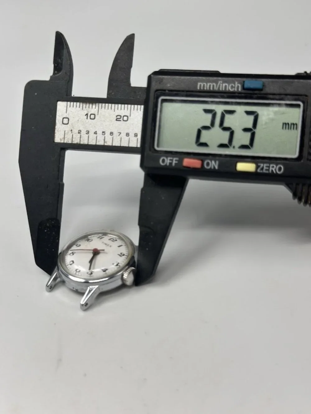 Vintage Manual Wind Timex Watch Women No Band 25MM Red Second Hand